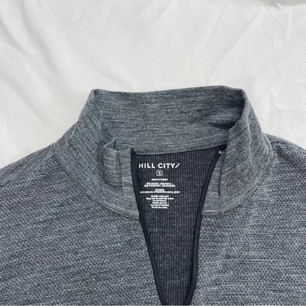 Hill City Seamless Grey 1/2 or 1/4 Zip Pullover Mock Neck Long Sleeve Pullover